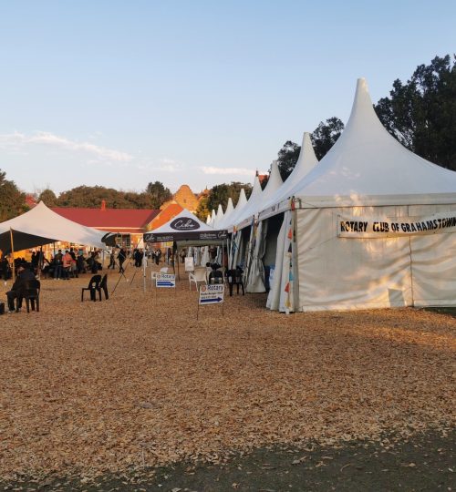 S8-2000x1500-Stretch tent8