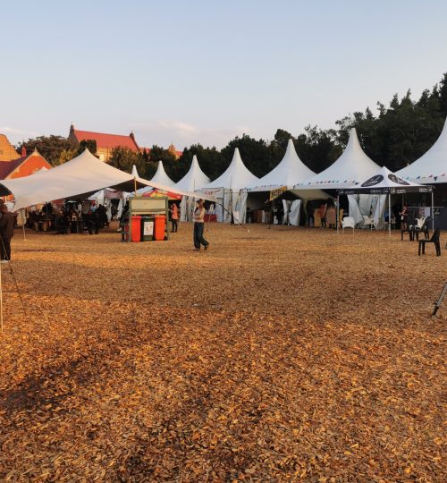 S9-2000x1500-Stretch tent9